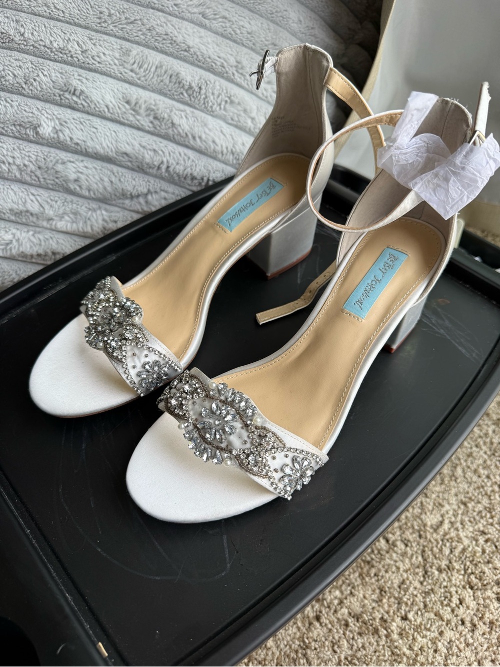 Betsey Johnson Kass Ivory Crystal Embellished Ankle-Strap Bridal Block Heels W 9